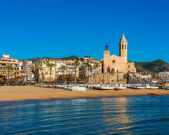 Sercotel Kalma Sitges - Sitges - Beach