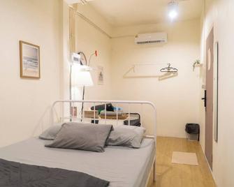 Round The Clock Hostel - Mueang Nonthaburi - Habitació