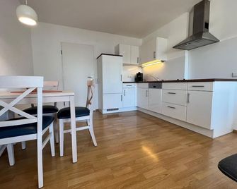 Schwalbe - Überlingen - Bucătărie