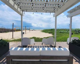 Coco Beach Motel - סאות' פאדרה איילנד - פטיו