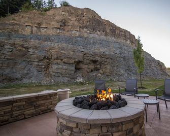 Fairfield by Marriott Inn & Suites Cambridge - Cambridge - Patio