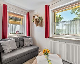 Ferienwohnung Marks - Hohnstein - Rathen - Living room
