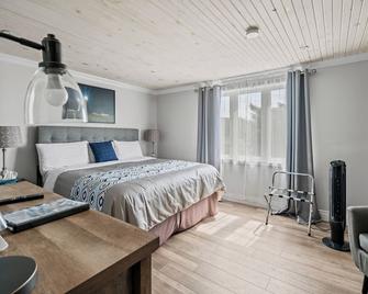 Edge Of The Avalon Inn - Trepassey - Habitación