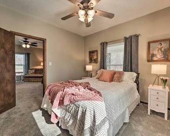 Historical West Mineral Escape w/ Porch! - West Mineral - Bedroom