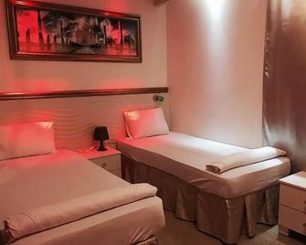 Aladdin Hotel Beer Sheva - Beer Sheva - Bedroom