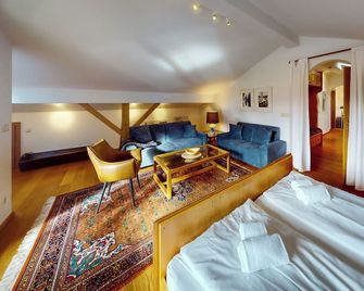 Ferienwohnung Marie-Anne - Garmisch-Partenkirchen - Living room