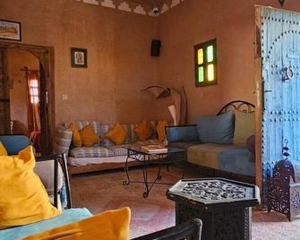 Kasbah Tigmi El Janoub - Aït Ben Haddou - Sala de estar