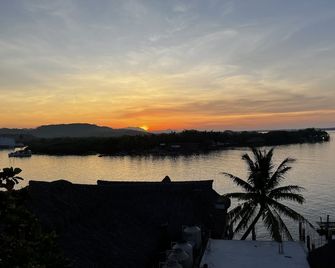 Hotel Joya Del Mar - Barra de Navidad - Vista del exterior