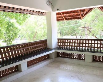 Indian Residency - Tiruchirappalli - Balcony