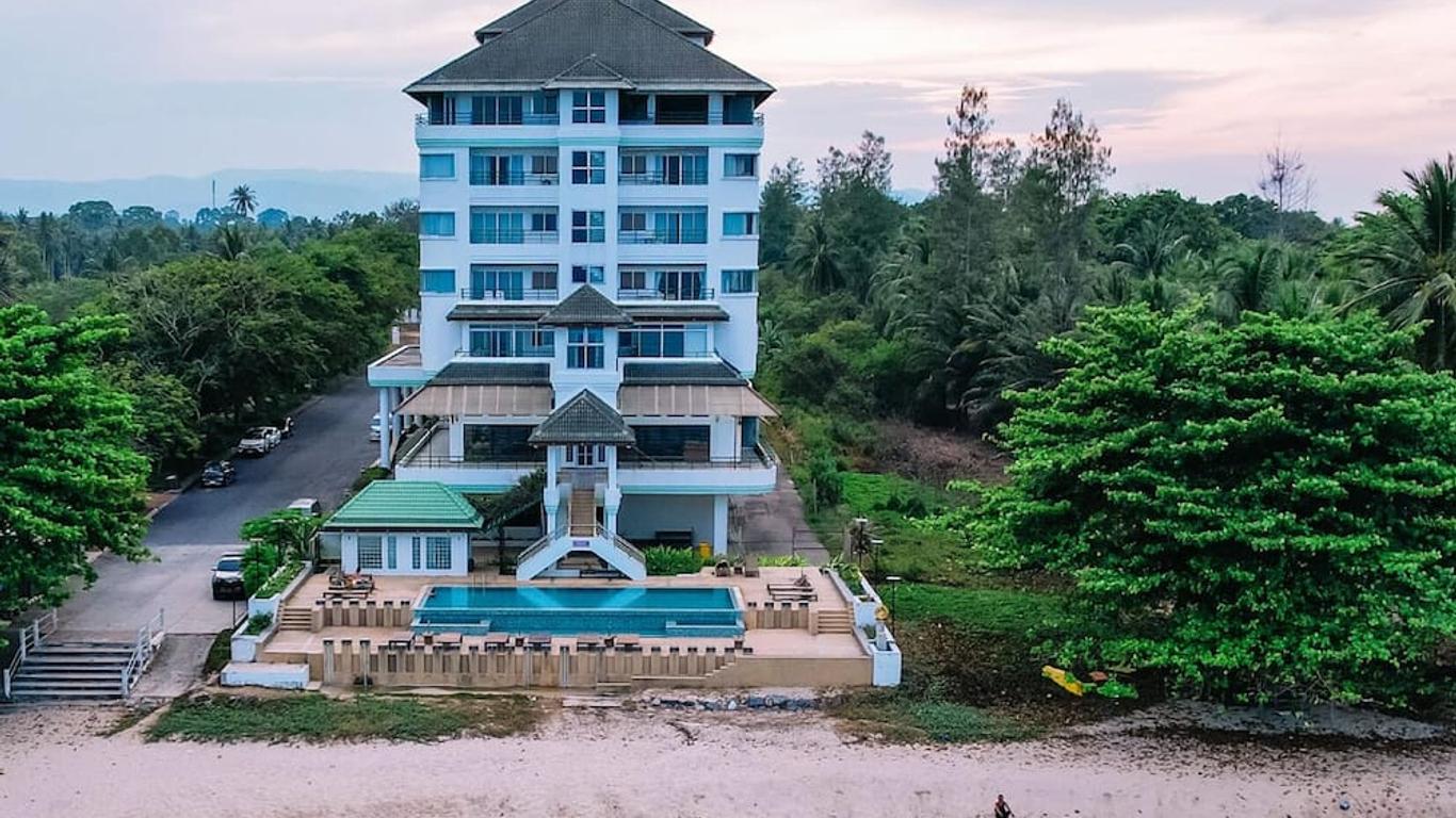 Khanom Golden Beach Hotel