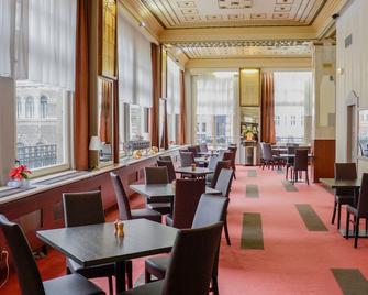 Hotel Praha Liberec - ליברץ - מסעדה