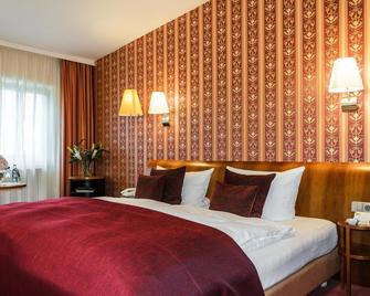 Akzent Hotel Goldner Hirsch - Каменц - Спальня
