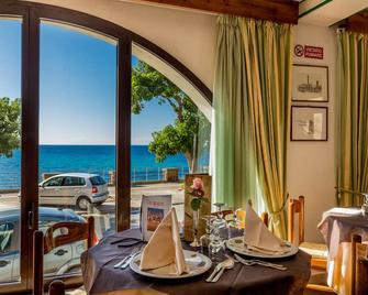 Hotel El Balear - אלגרו - חדר אוכל