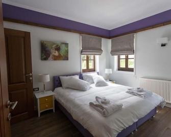 Abi Luxury Villas - Monodendri - Bedroom