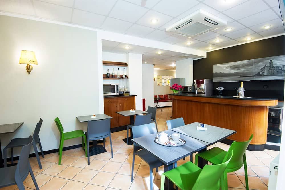 La Camogliese Hotel B&B - Камольї - Ресторан