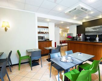 La Camogliese Hotel B&B - Камольї - Ресторан