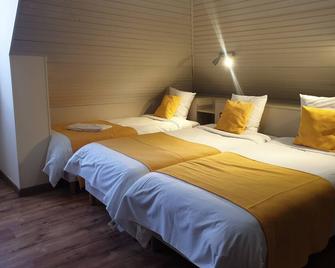 Hôtel Restaurant Aux Deux Roses - Neuf Brisach - Schlafzimmer