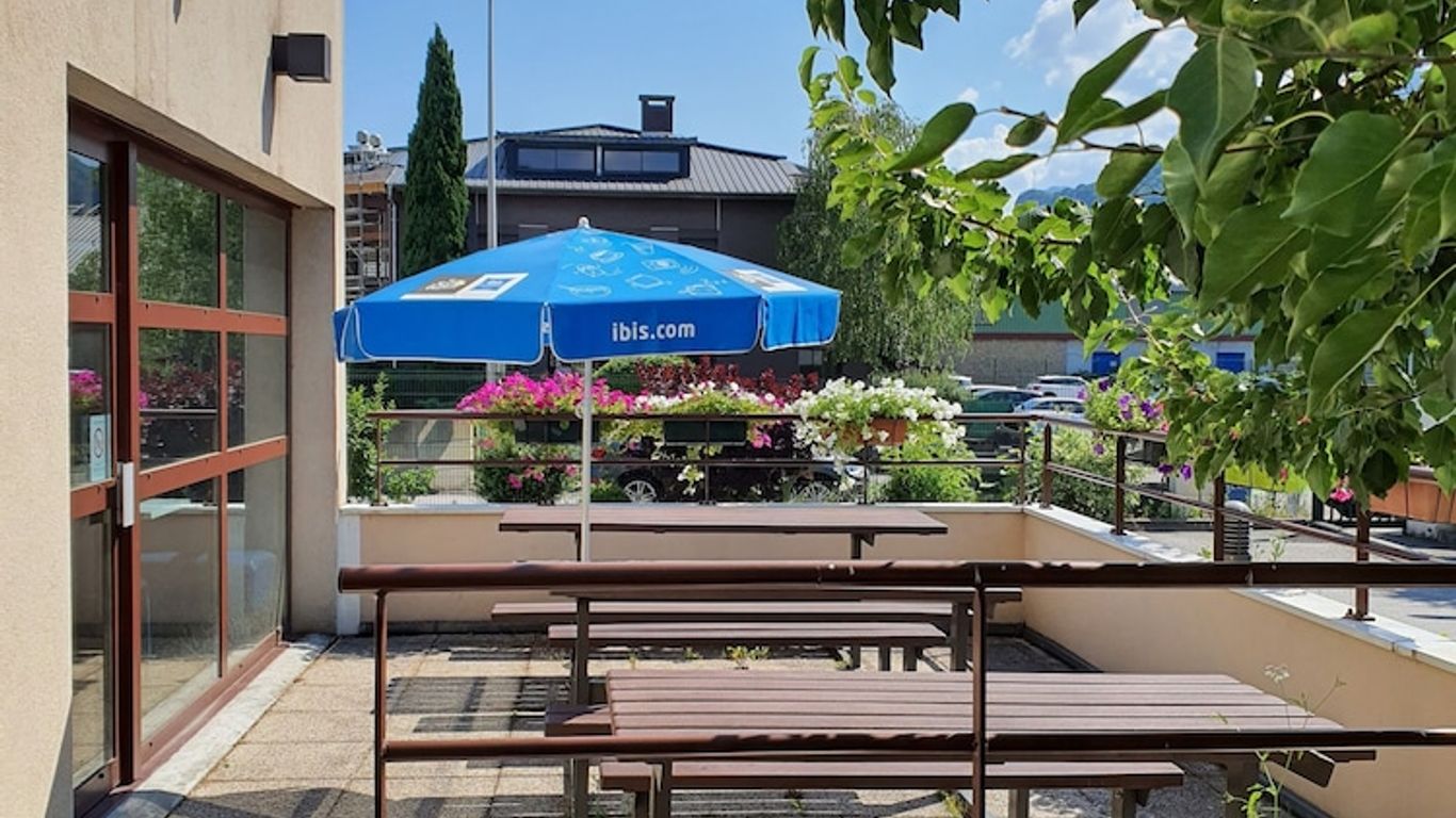 إيبيس بدجيت جرينوبل سود سيسينس