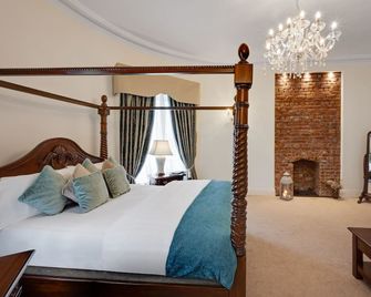 Cork's Vienna Woods Hotel & Villas - Cork
