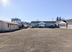 Rodeway Inn & Suites - Ithaca - Κτίριο