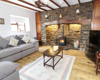 Garth Cottage - Denbigh - Huiskamer