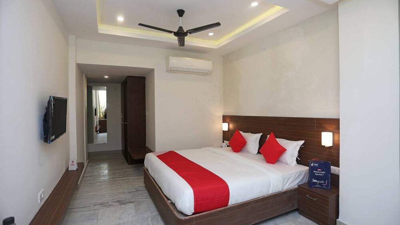 Super Hotel O Tulip Inn