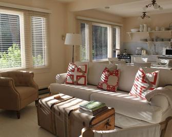 Farmhouse in the Heart of Napa Valley. Pool and Hot Tub - Calistoga - Stue