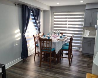 Luxury Home in Mississauga - Mississauga - Dining room