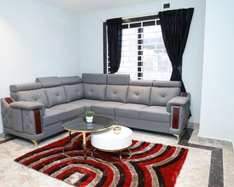 City Lights Stay - Hyderabad - Ruang tamu