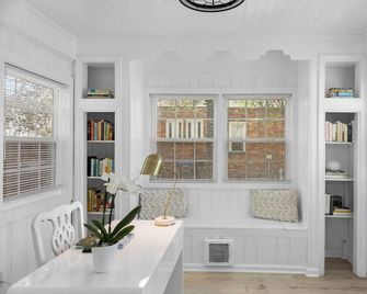 Forest Hills Manor - Augusta - Room amenity