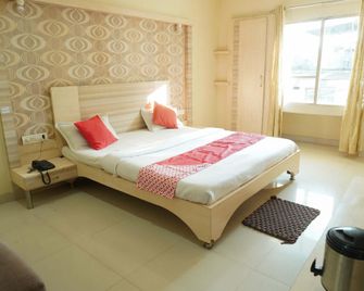 Hotel Shri Krishna - Pachmarhi - Habitación