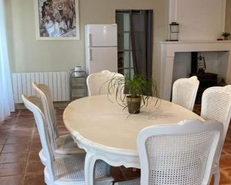 Gite Des Vignes - Archiac - Comedor
