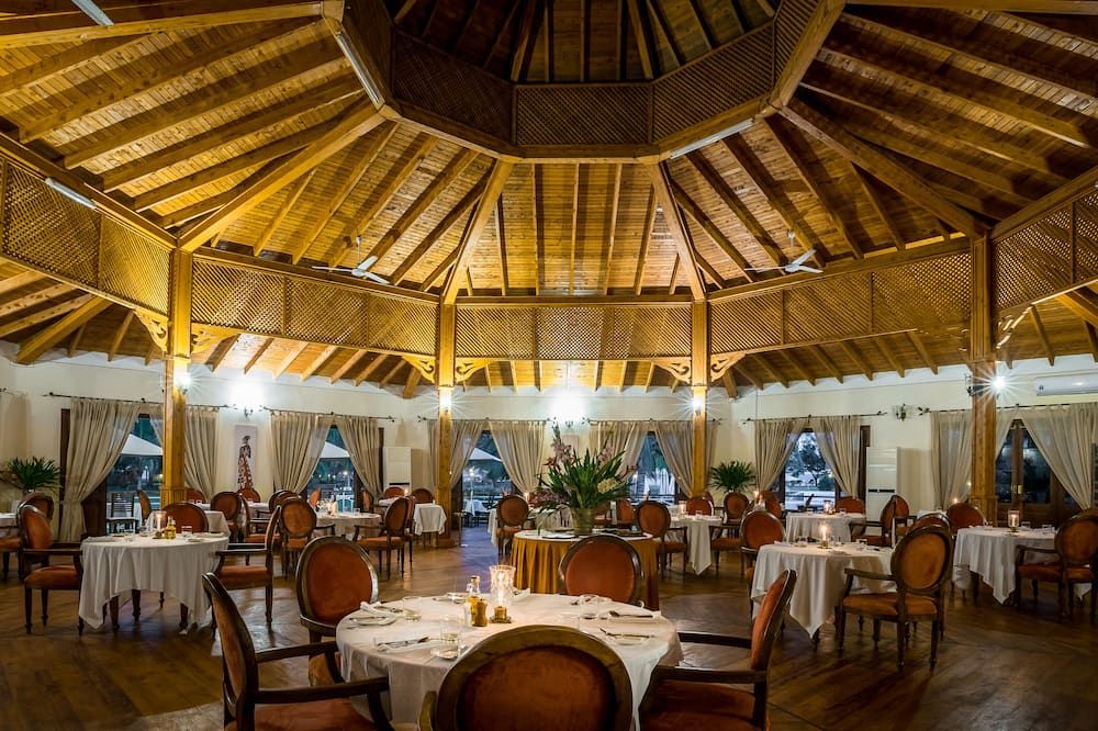 Ocean Beach Resort & Spa - Malindi - Restaurant