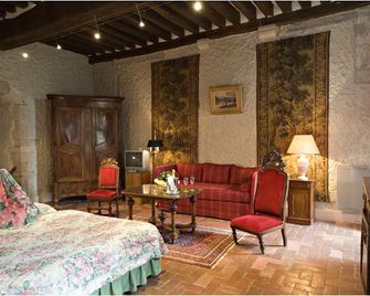 Chateau De Bellecroix - Chagny