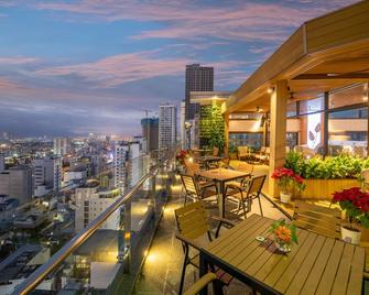 Diamond Sea Hotel - Da Nang - Varanda