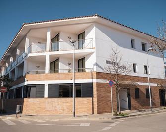 Beatrix 2000 - Caliu apartments - Pineda de Mar - Building
