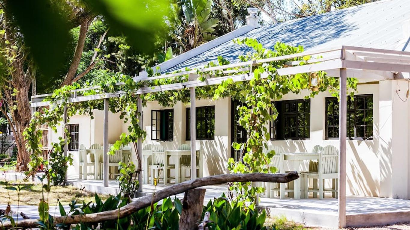 Addo African Home