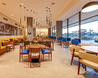 Hampton by Hilton Caraguatatuba Serramar - Caraguatatuba - Restaurant