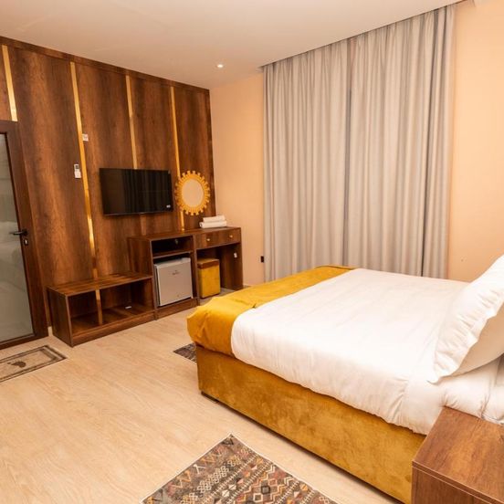 hotel saraya image 1