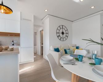 First Line - Alcúdia - Τραπεζαρία