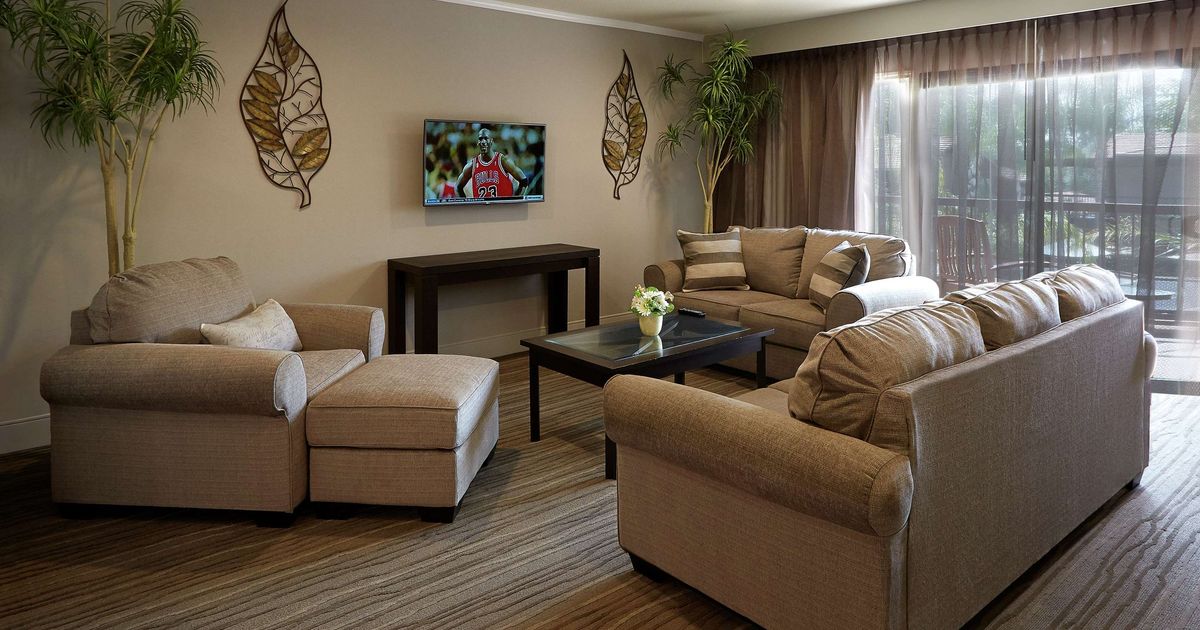 DoubleTree by Hilton Claremont à partir de 95 €. Hôtels à Claremont KAYAK