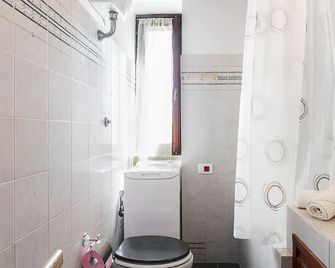 Roman Ruins - Elegant Apartment - Olbia - Bagno