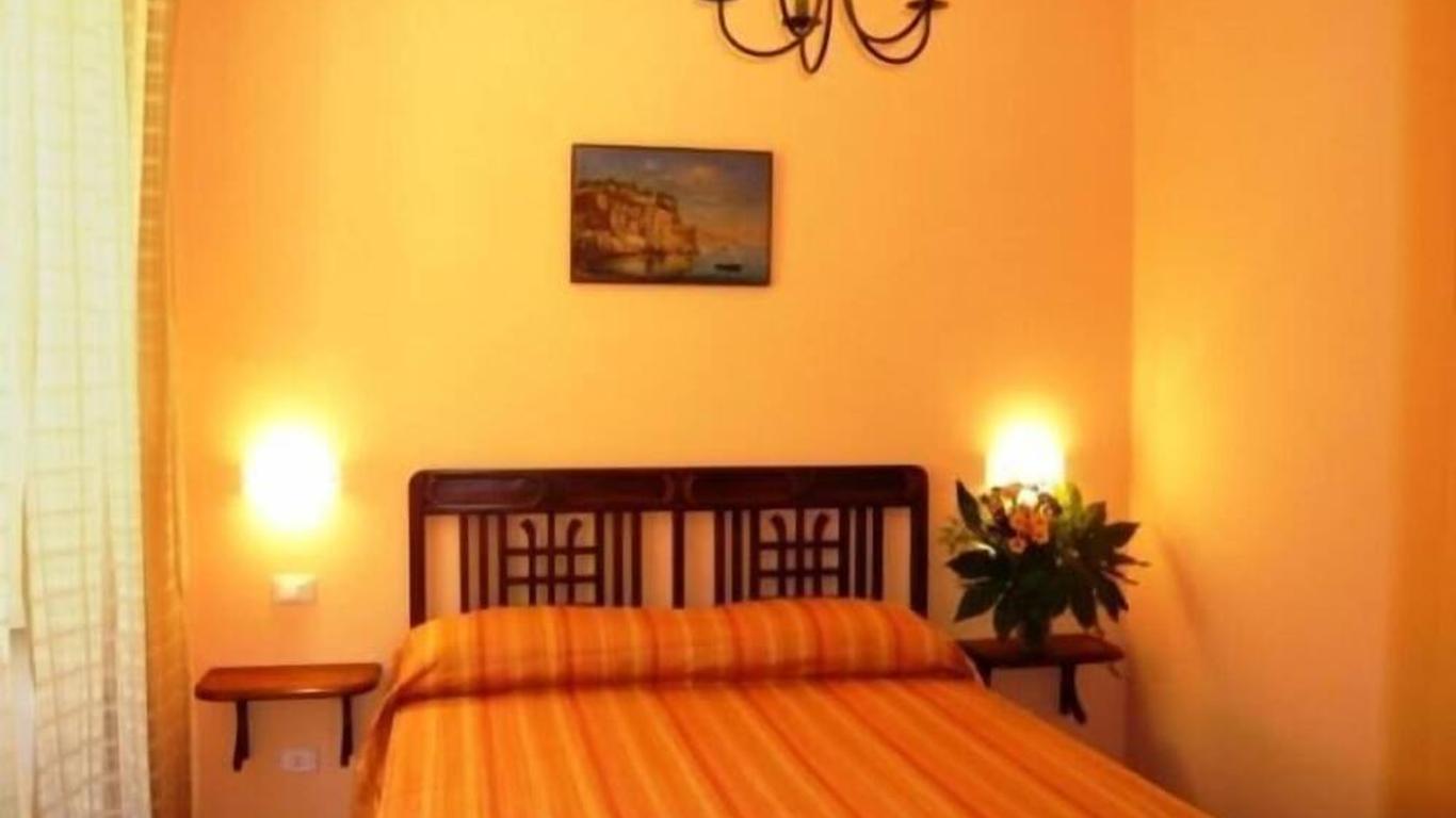 Dolcevitasorrento Guest House