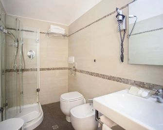 Hotel Blumen Collection By Gsa Hotels - Bolonha - Casa de banho