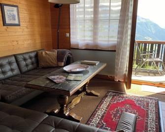 Family-friendly three-family chalet \'Thomson\' on the Bettmeralp - Bettmeralp - Salon