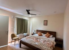 Divine Ayodhya - Ayodhya - Bedroom