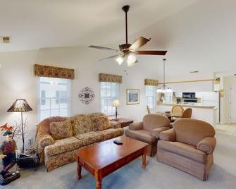 Pawleys Plantation Greens 1 Bedroom Retreat - Pawleys Island - Living room