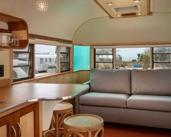 웨이포인트 벤투라 - 벤투라 - 거실