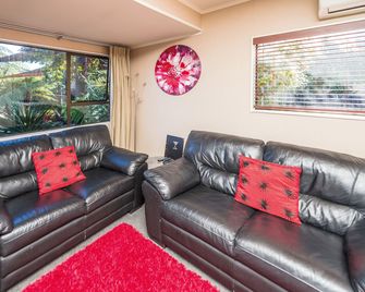 Anndion Lodge Motel and Function Centre - Whanganui - Sala de estar