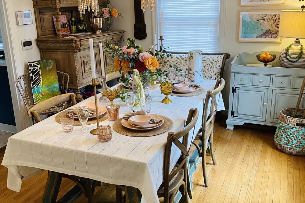 A beautiful award winning bungalow - Indianápolis - Comedor